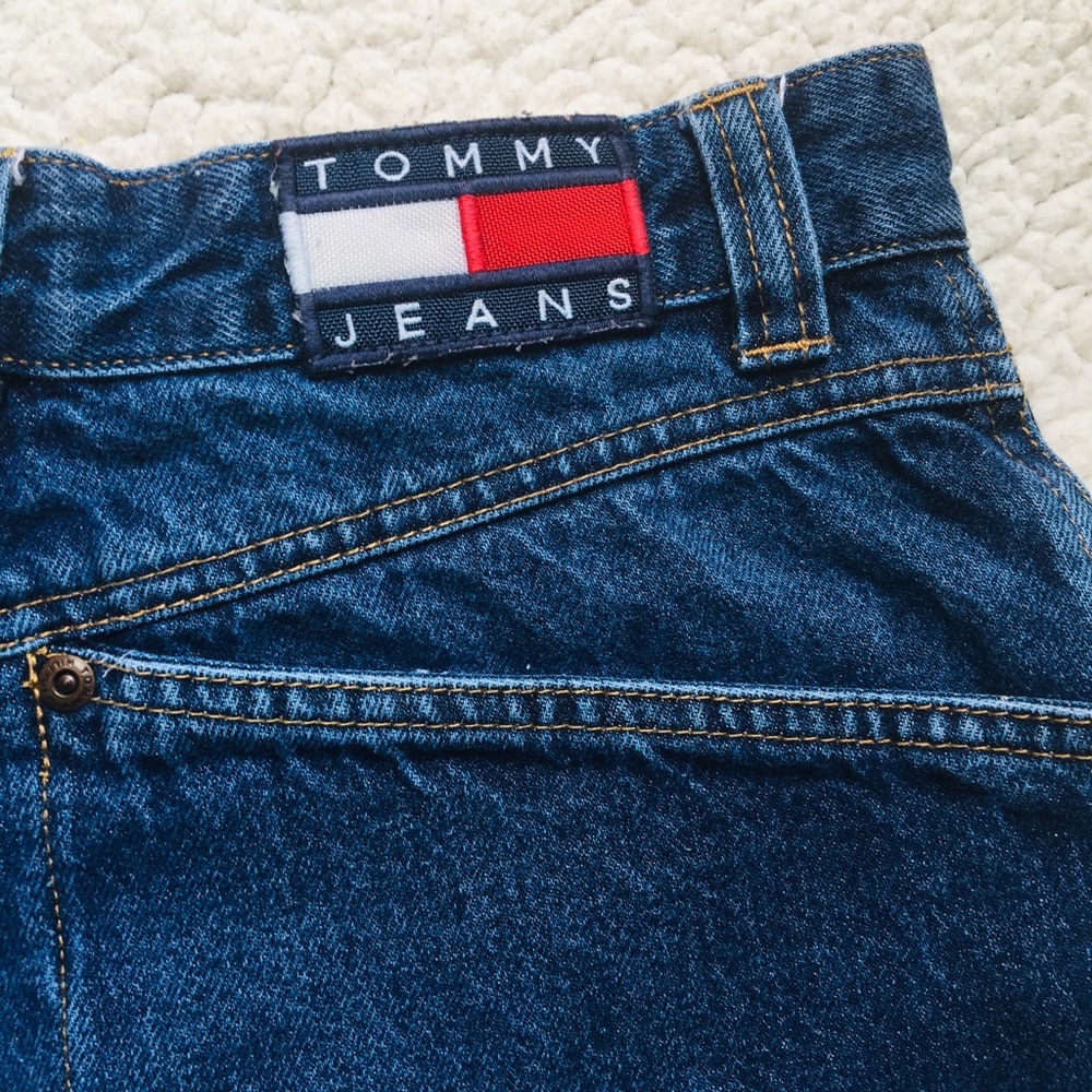 Vintage Tommy Hilfiger cut off short